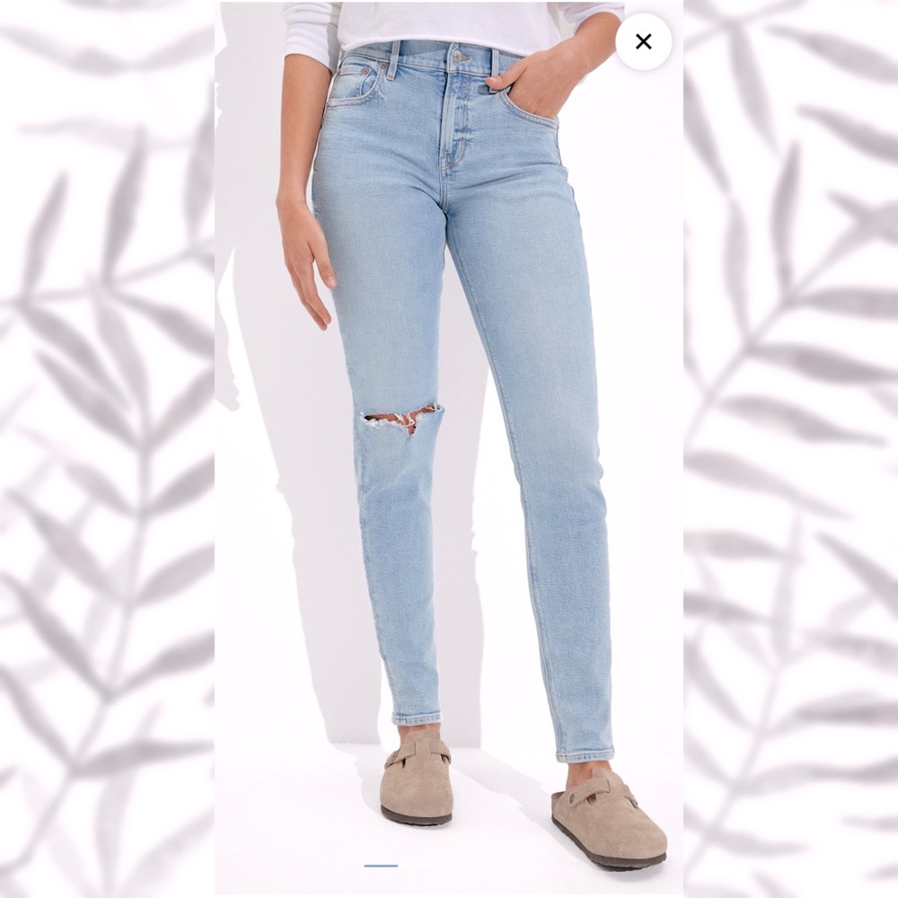 AE Stretch Ripped 90s Skinny Jean